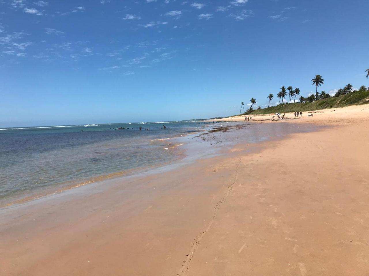 Flat Guarajuba Beira Da Praia Pe Na Areia Exterior foto